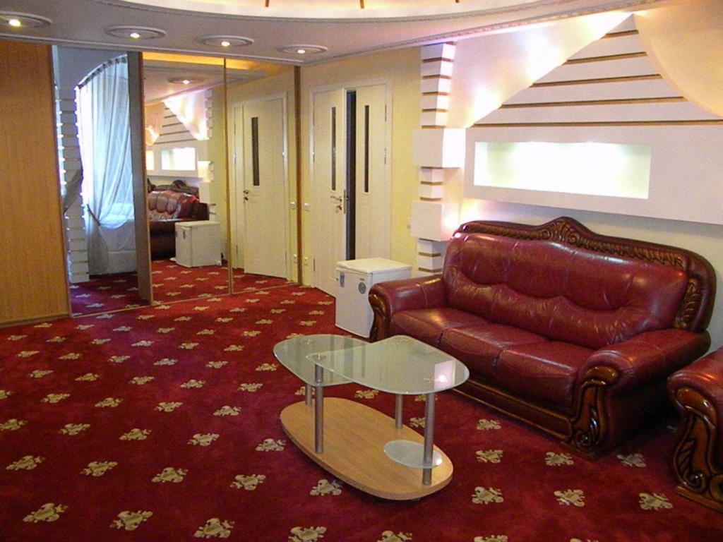 Gloria Mini-Hotel Chişinǎu Buitenkant foto