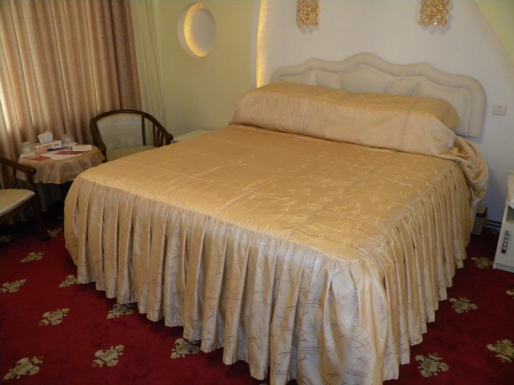 Gloria Mini-Hotel Chişinǎu Kamer foto