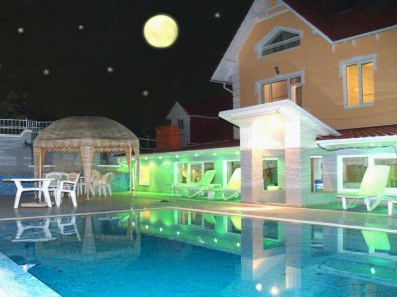 Gloria Mini-Hotel Chişinǎu Buitenkant foto