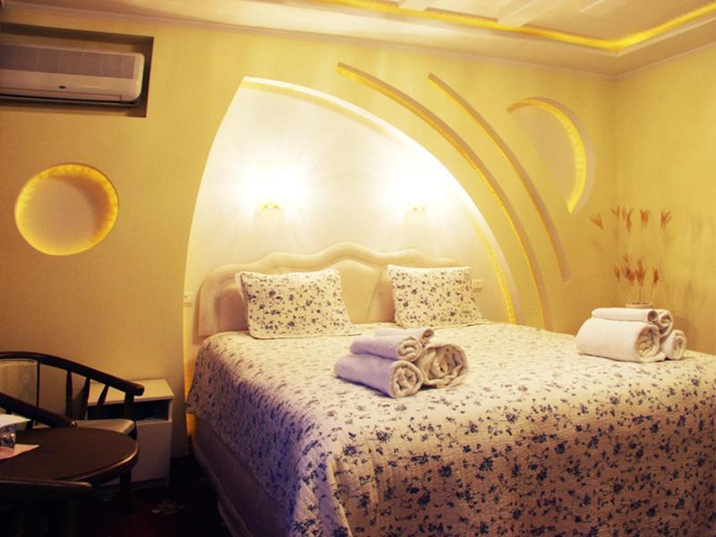 Gloria Mini-Hotel Chişinǎu Buitenkant foto