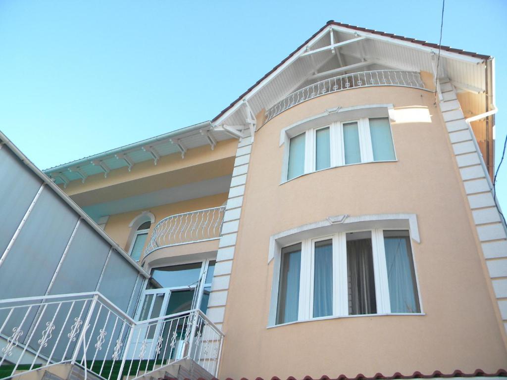 Gloria Mini-Hotel Chişinǎu Buitenkant foto